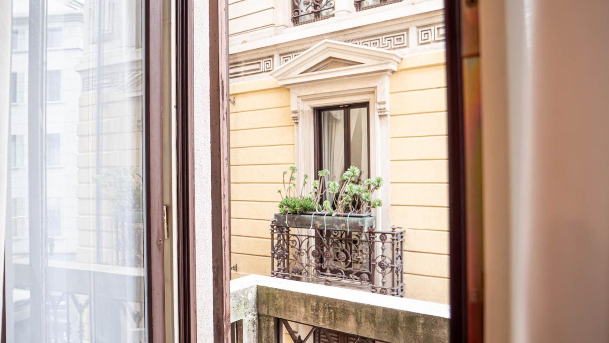 Appartamento Superhouse Piazza Duomo Area ميلان المظهر الخارجي الصورة