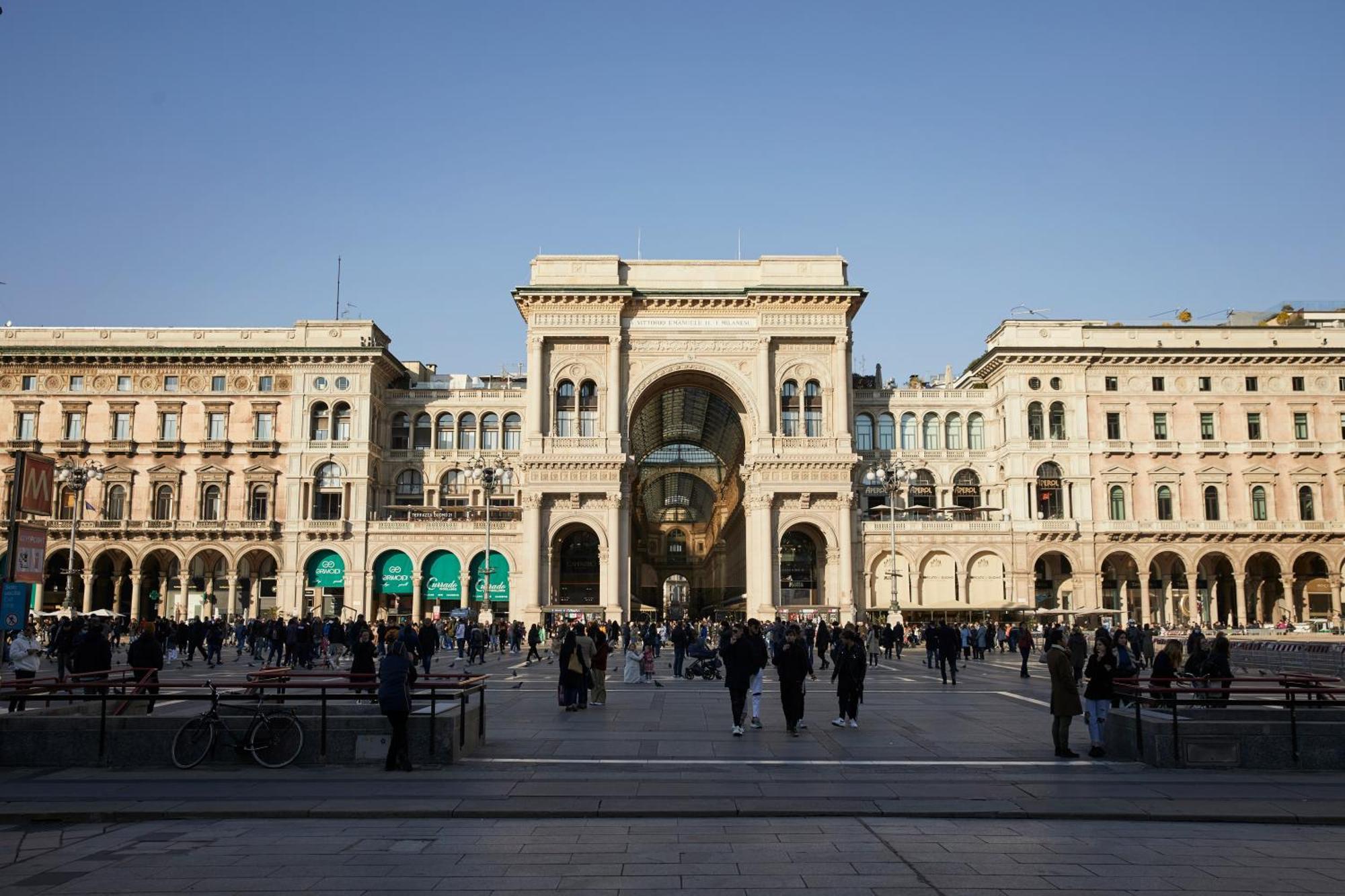 Appartamento Superhouse Piazza Duomo Area ميلان المظهر الخارجي الصورة